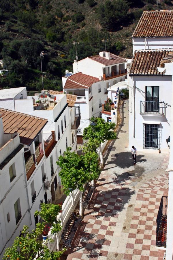 Casa Pepe La Rosa Atico Apartment Tolox Bagian luar foto